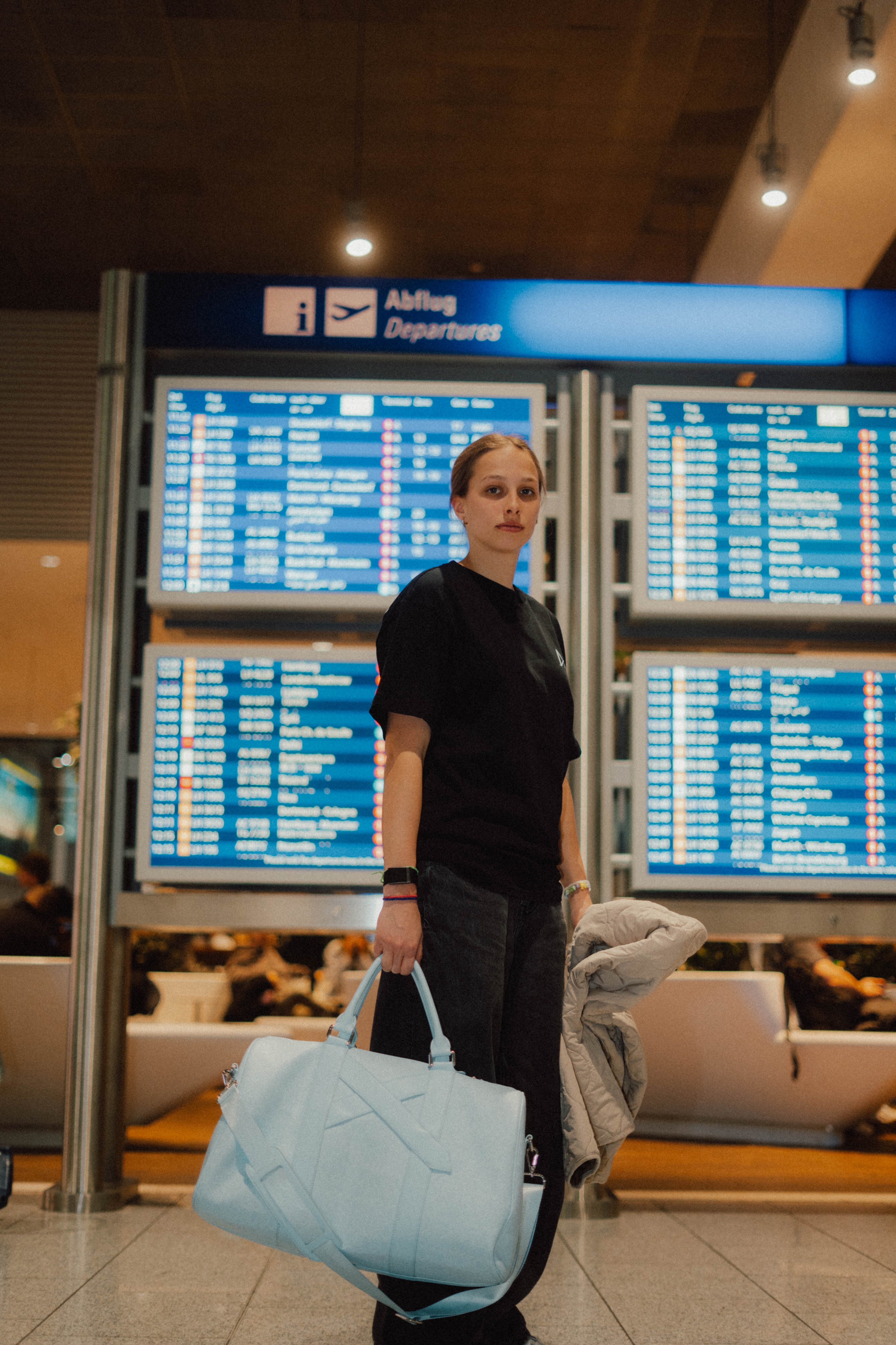 Around The World T-Shirt Schwarz