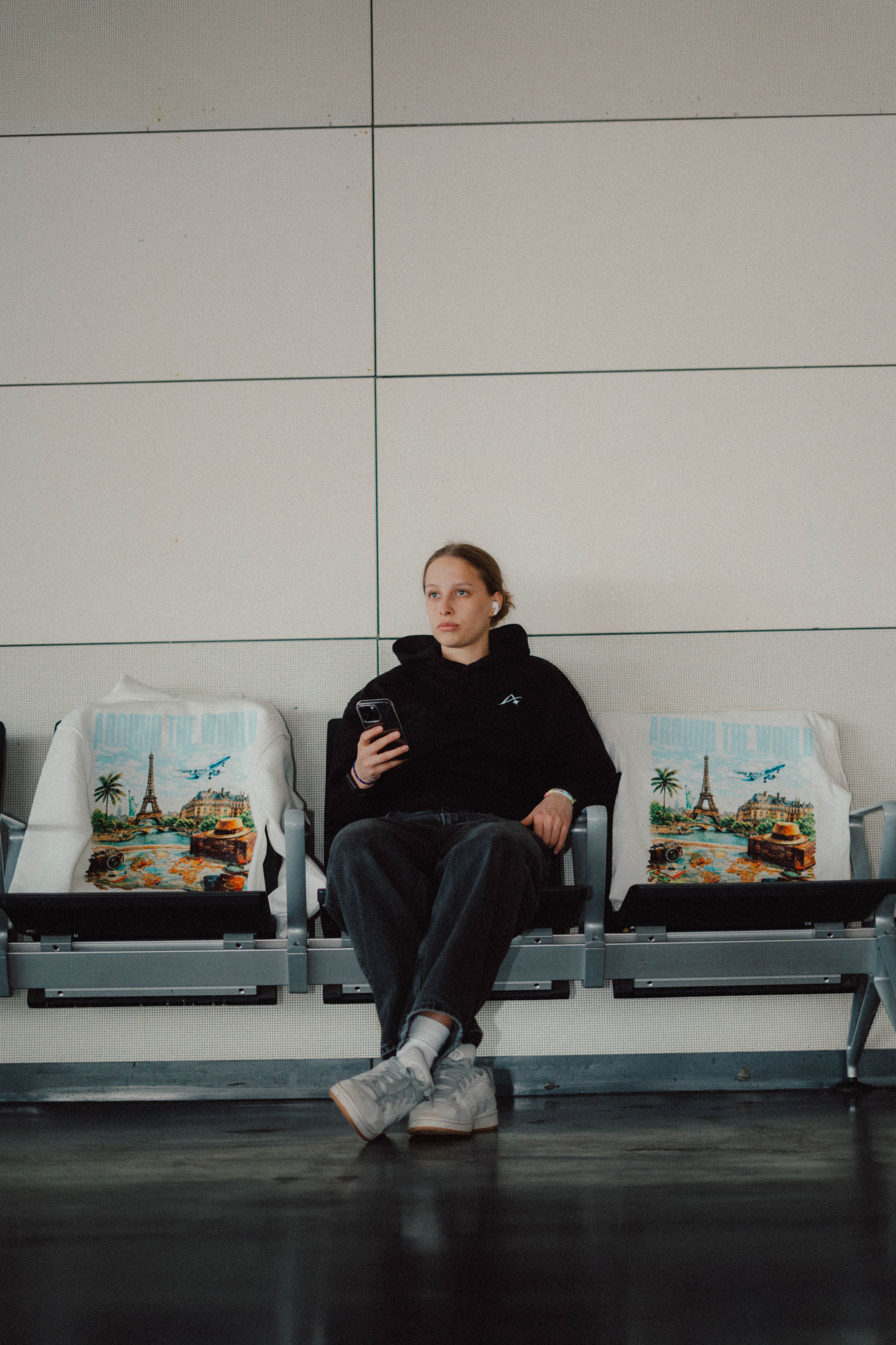 Around The World Hoodie Schwarz